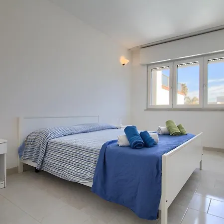 Apartament Front By Lovesud