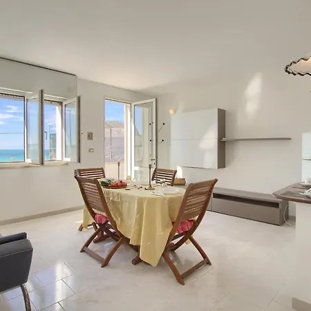 Front By Lovesud Apartment Torre Mozza